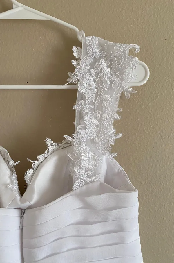 Mingda White Lace Floral Off The Shoulder Wedding Dress - Image 12