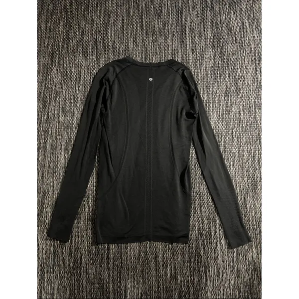 Lululemon Swiftly Tech Long Sleeve Crew Lightweight Running - Image 2