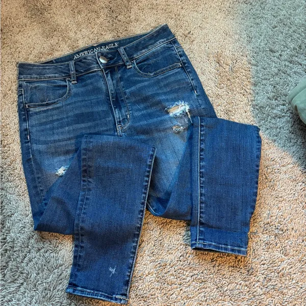 American Eagle Outfitters Women's Ripped Dark Blue jegging Jeans - Image 3