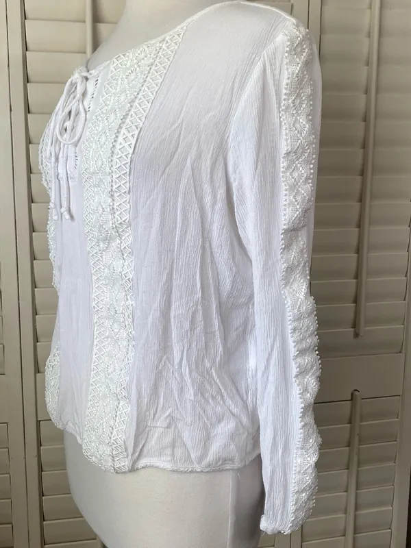 Nurture White Lace - Image 8