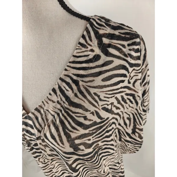Women’s H&M Zebra Print Tunic Top Beige Black Size Medium - Image 4