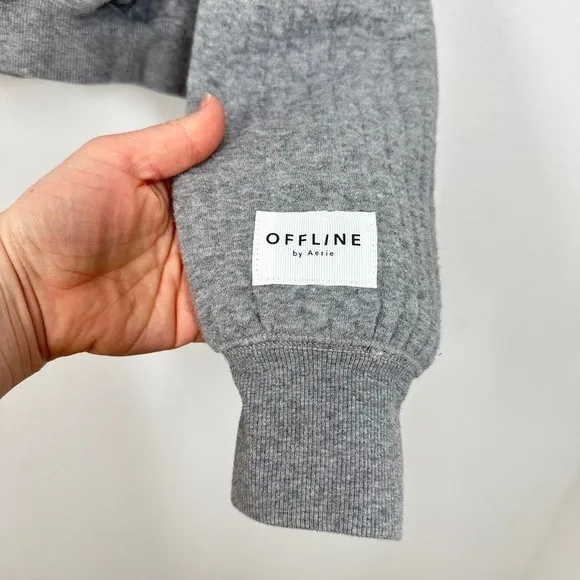 Aerie OFFLINE Quilted Cropped Hoodie Gray‎ Thumbhole Long Sleeve Size Small - Image 3
