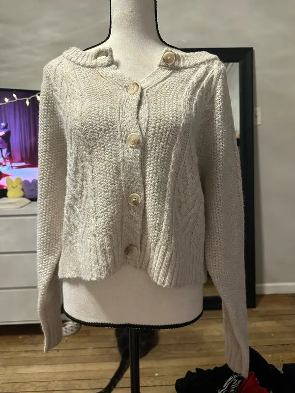 Old Navy Sweater Knit - Image 2