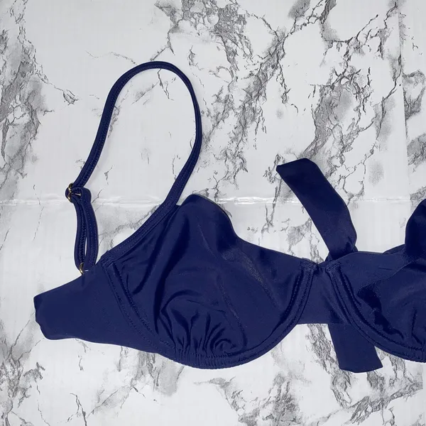 NWT Quince Deep Navy Blue Italian Demi Bikini Top Swim Suit Women's Size Small - Image 4