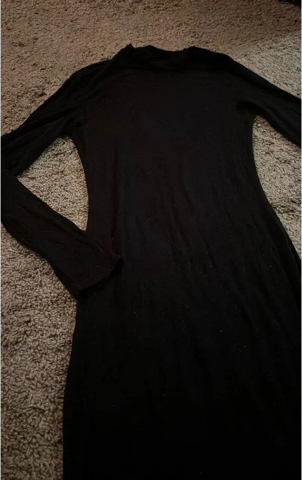 Black fitted dress - Image 2