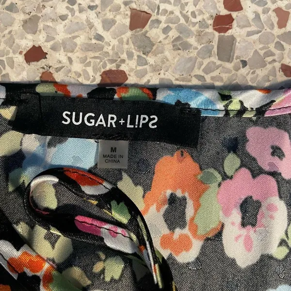 Sugar lips medium floral top medium - Image 7