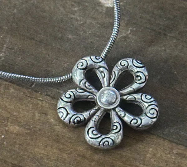 Brighton silver tone infinity flower pendant necklace - Image 5