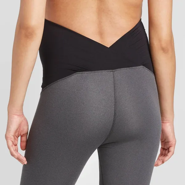 NWT Isabel Maternity By Ingrid & Isabel Active Maternity Leggings Gray XS - Image 5
