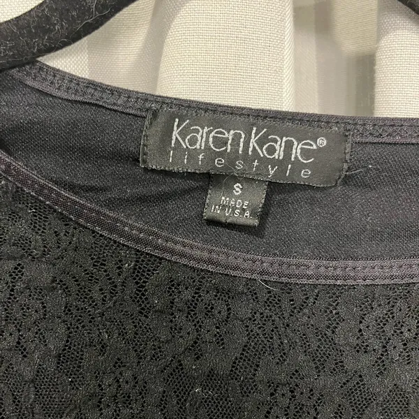 Y2K whimsy goth fairy Karen Kane Black Lace Long Sleeve Top - Image 3
