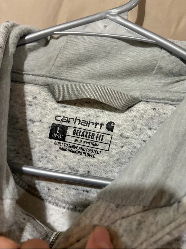 Carhartt sweatshirt - Image 2
