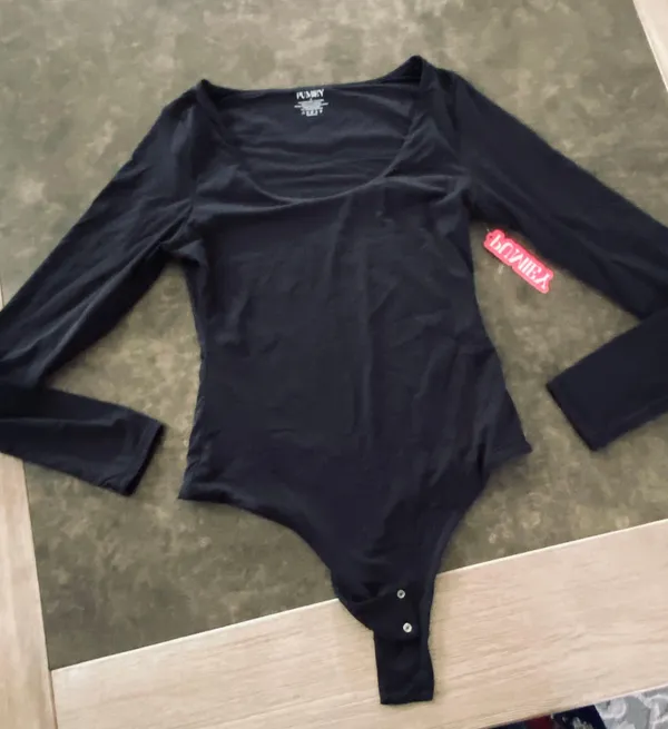PUMIEY Women's Scoop Neck Long Sleeve Bodysuit Body-hugging Sexy Tops Smoke Cloud Collection - Image 7