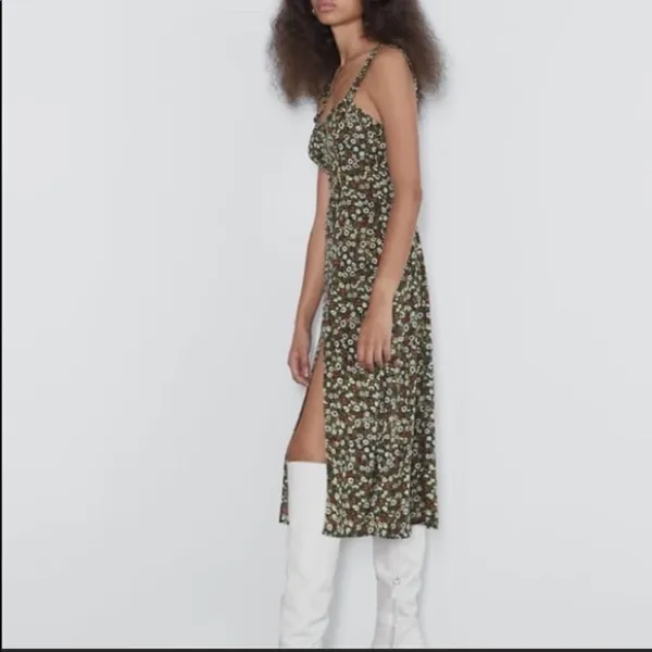 ✨HP✨ZARA Floral Midi Dress ✨ - Image 2