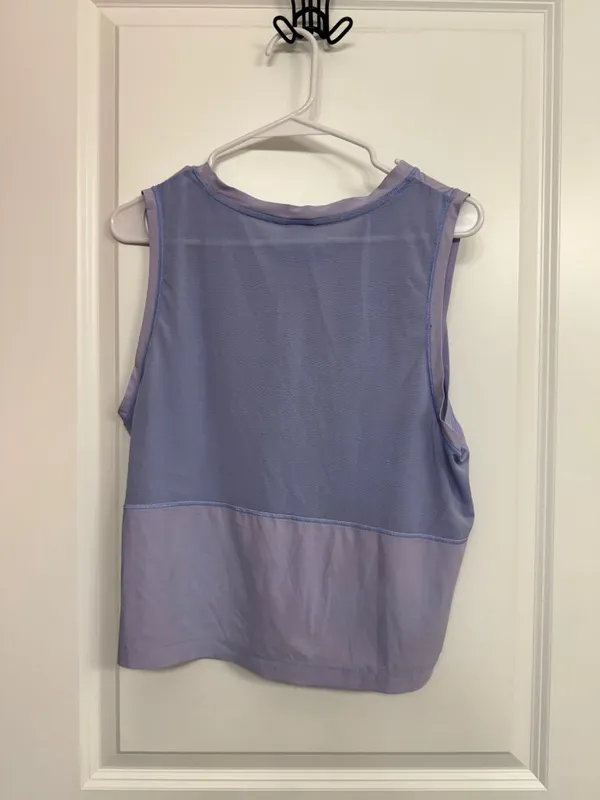 Athleta Ultimate Muscle Tank Lavender Women’s Large - Image 6