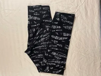 Lululemon Wunder Under High-Rise Leggings Size 6 - Image 2