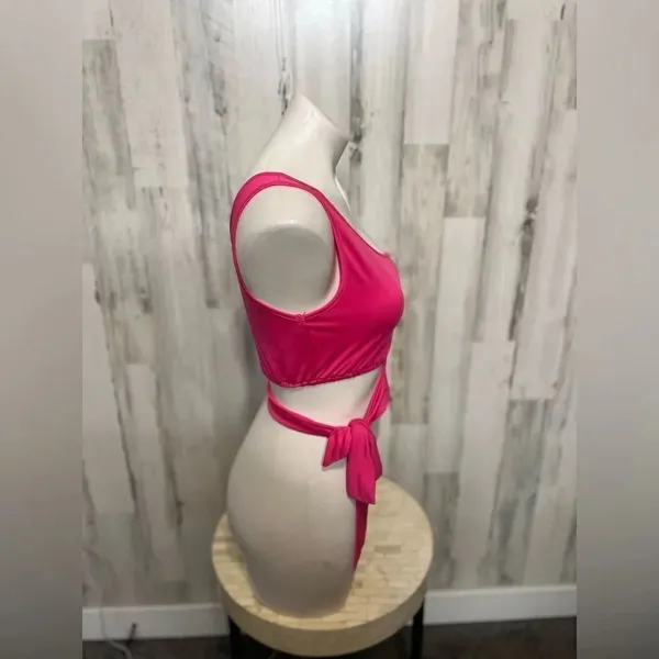 Hot pink crop top - Image 3