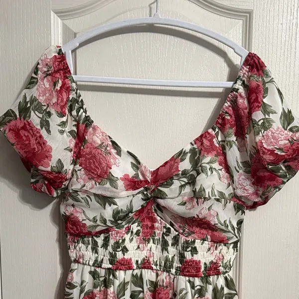 Trixxi Floral Smocked Puff Sleeve Tiered Midi Dress Cottagecore Romantic Garden - Image 5