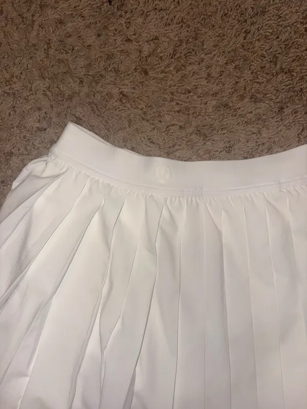 Lululemon skirt - Image 2