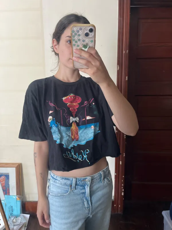 Cropped Kesha T-Shirt - Image 3