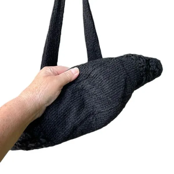 1940’s Lambswool shoulder bag with hand warmer pockets. Black - Image 5