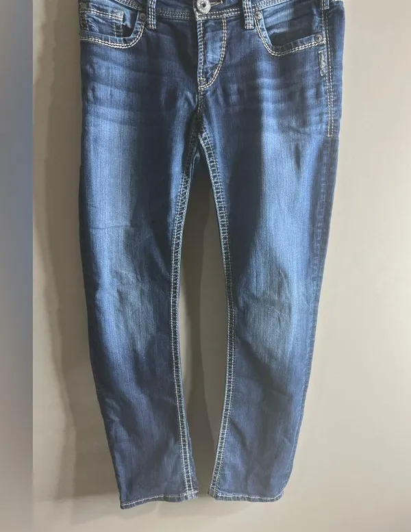 Silver jeans Berkley straight size 29 x 32 - Image 3