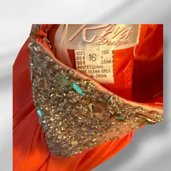 Riva Designs Strapless Prom‎ Dress With Train & Rhinestones - Image 7