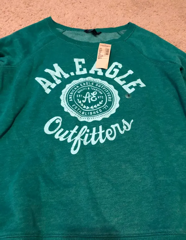 Teal crew neck long sleeve sweater never worn - Image 2