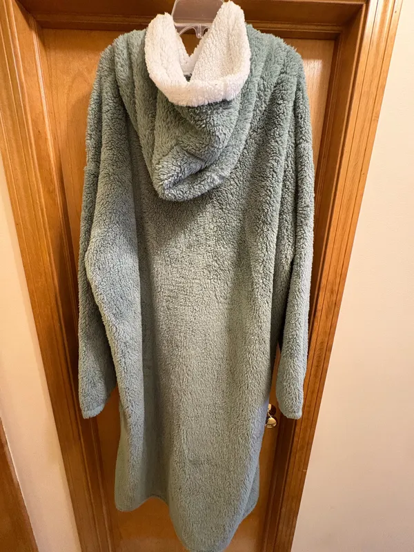 Green Apple Blanket Hoodie One Size - Image 3