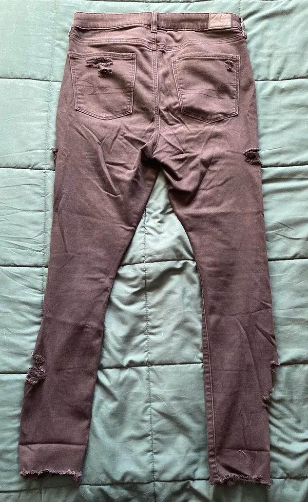 American Eagle Outfitters Super Hi-Rise Distressed Jegging - Image 2