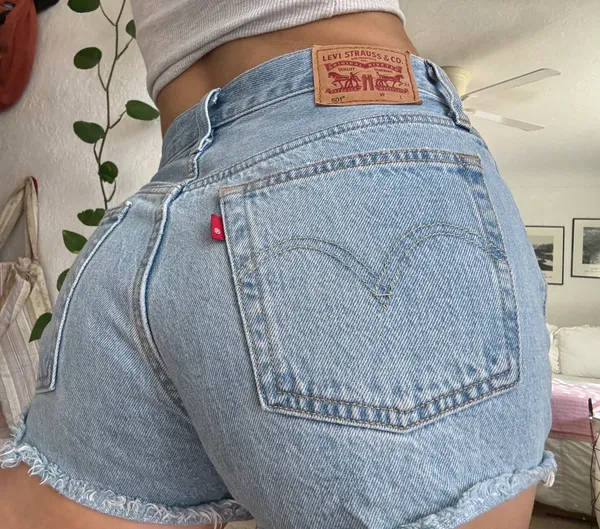 Levi's Denim Shorts - Image 5