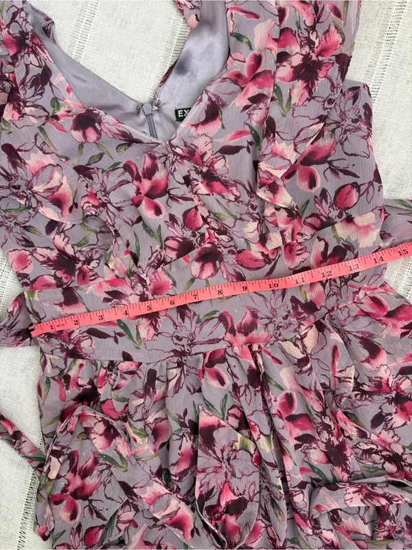 Express purple and pink floral print short-sleeve mini dress with a V-neckline - Image 10