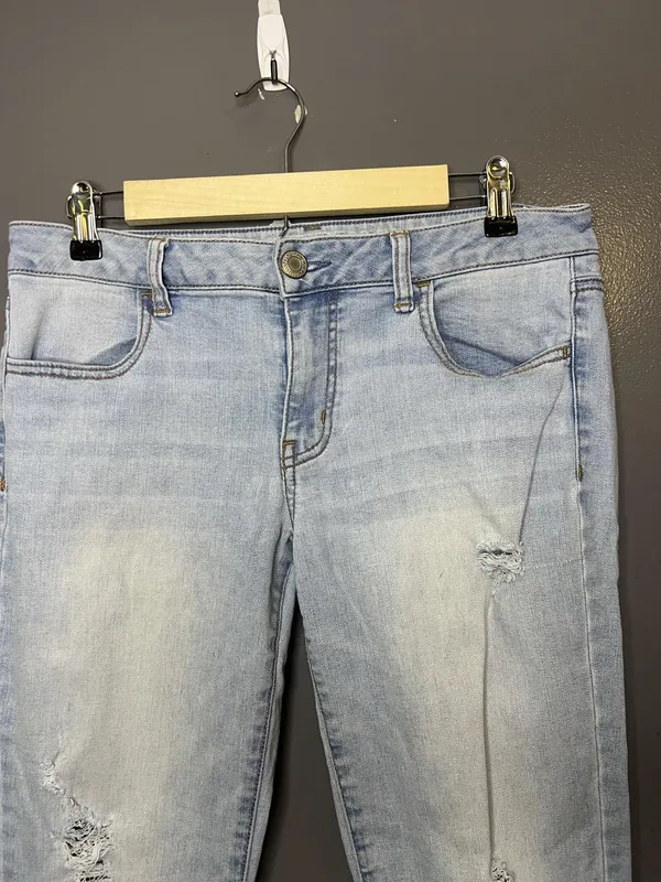 American Eagle Outfitters Jegging Jeans Womens 12 X-Long Light Wash Distressed - Image 2