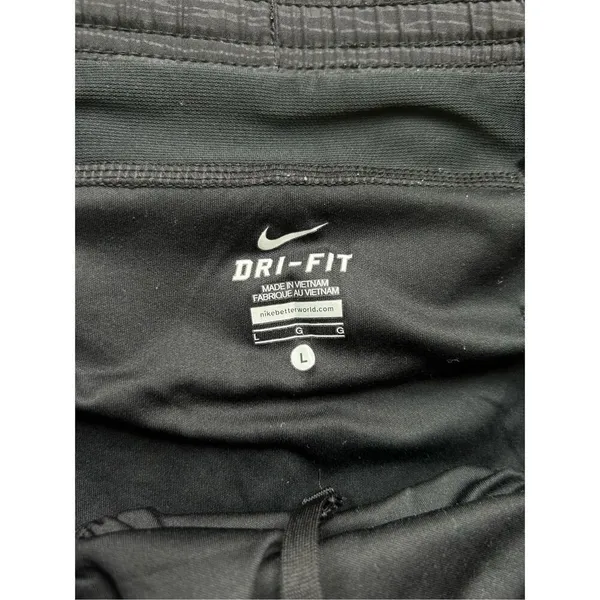 nike shorts - Image 2