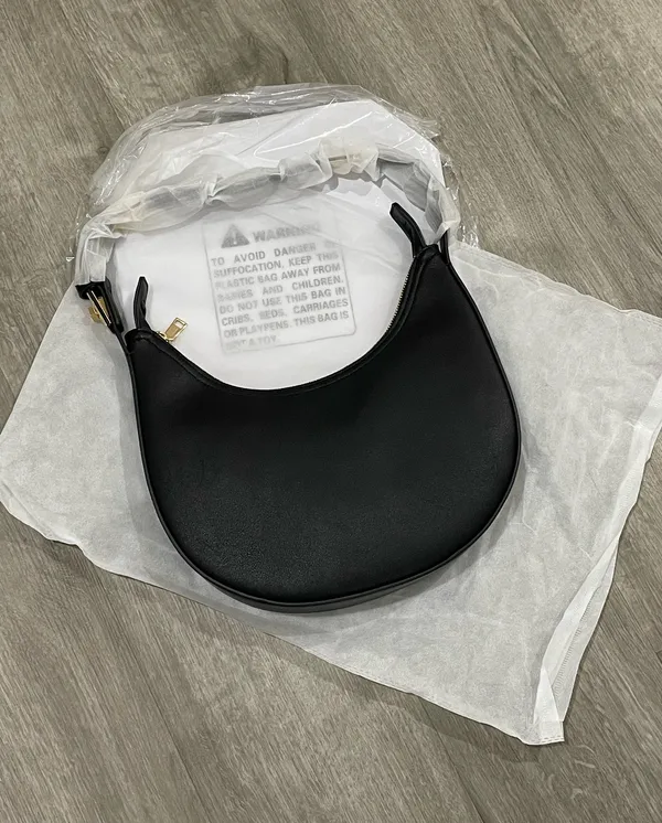 Black Adjustable Shoulder Bag - Image 5
