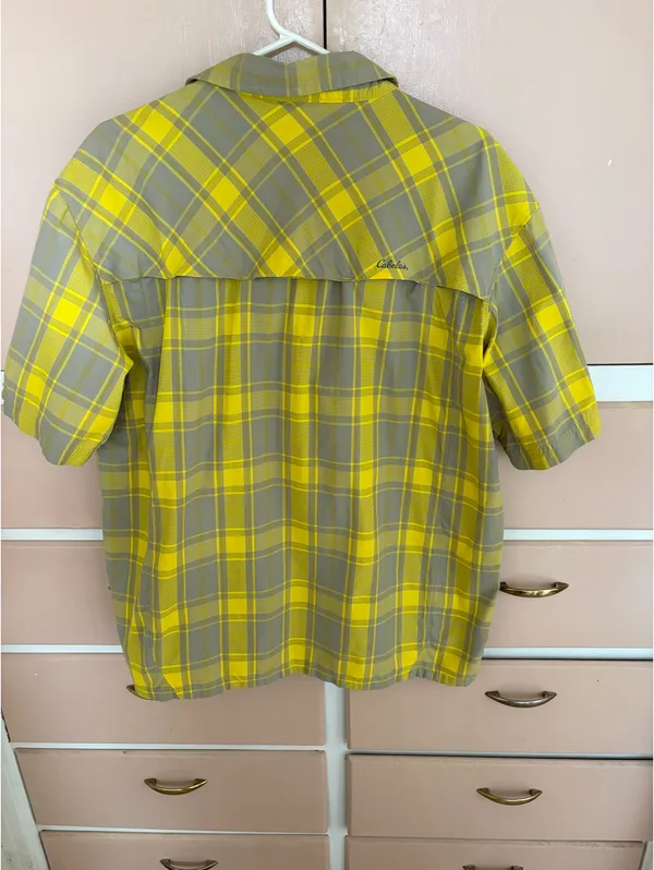 Cabela's Men Yellow Gray Plaid Vented Fishing Short Sleeve Outdoor Button Up - Image 3