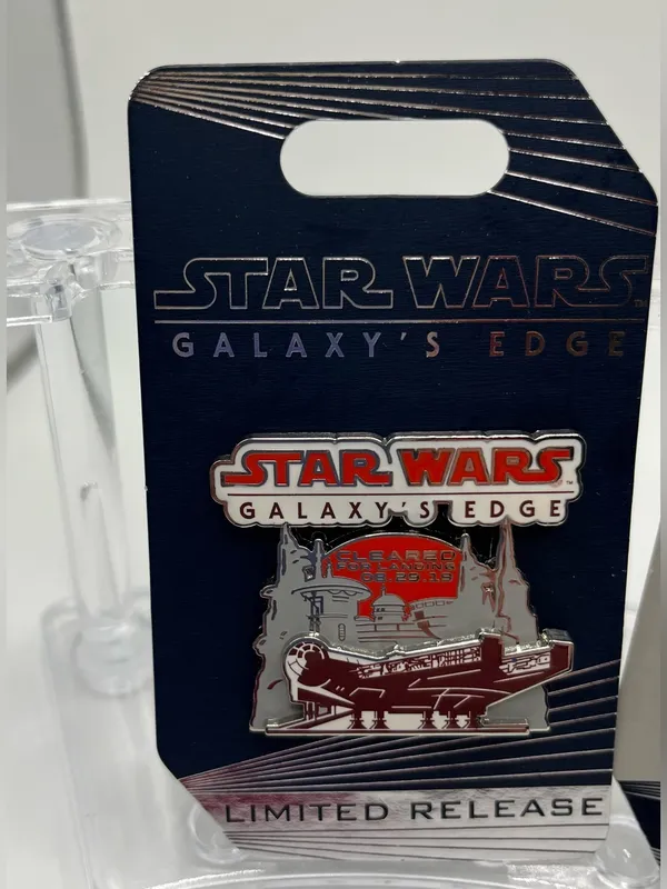 NEW Disney STAR WARS GALAXY'S EDGE Limited Passholder Millennium Falcon Pins Set - Image 2