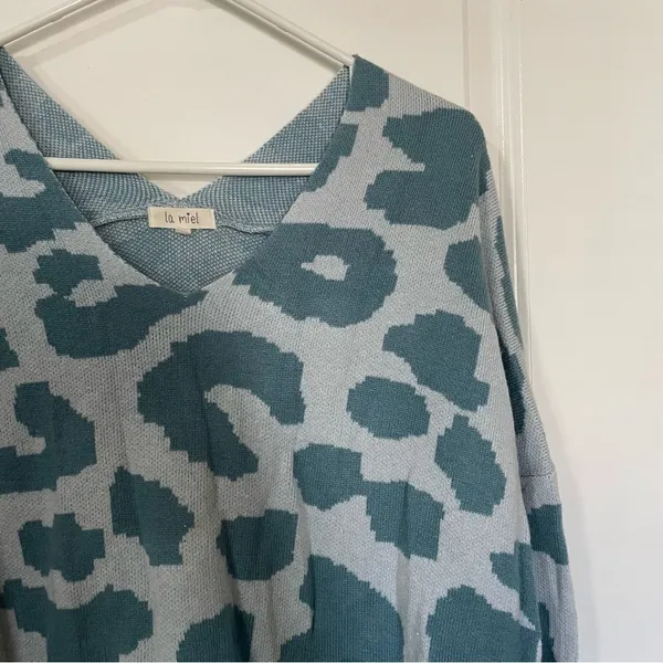 La Miel Blue Animal Print Dolman Sweater - Image 3