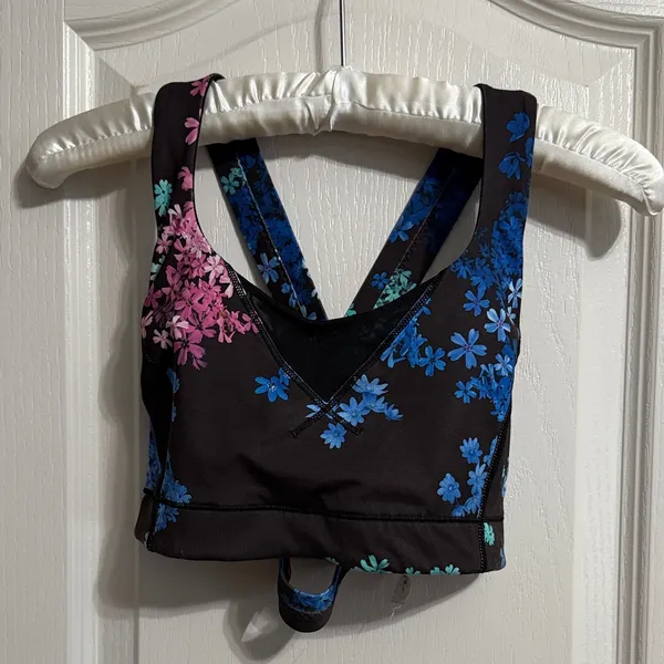 💖 Lululemon In a Flash‎ Sports Bra in Petal Pop - Image 2