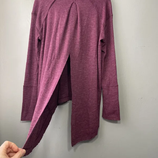We The Free Tunic Top Oversized Large Berry Split Back Knit Lagenlook Leisure - Image 5