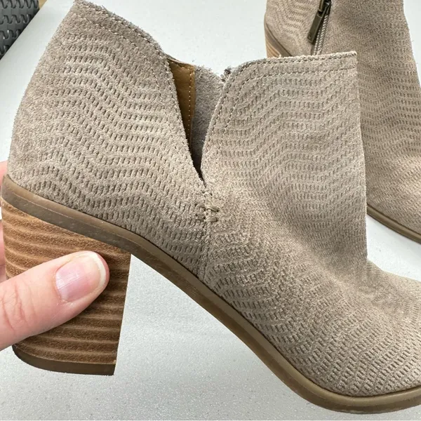Lucky Brand Taupe Leather D’orsay Ankle Boots Booties Western Style 7.5 Parnesa - Image 3