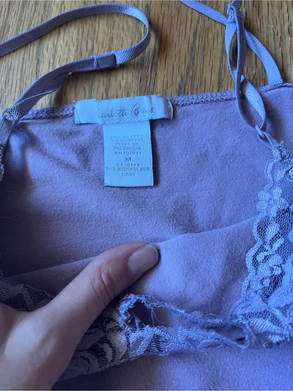Y2K purple Charlotte Russe lace-trim camisole tank top size medium - Image 3