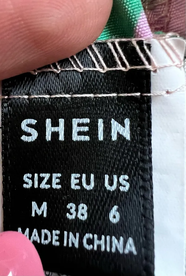 Shein Floral Drees Size S - Image 2