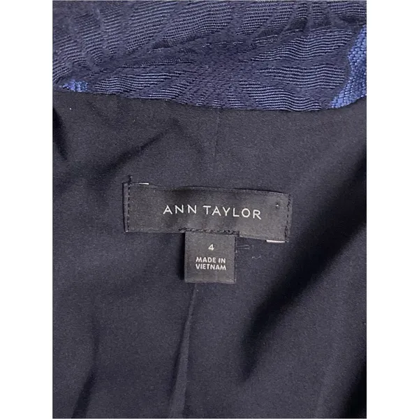 Ann Taylor The Newbury Blazer Navy Floral Jacquard Gold Button Jacket Sz 4 - Image 4