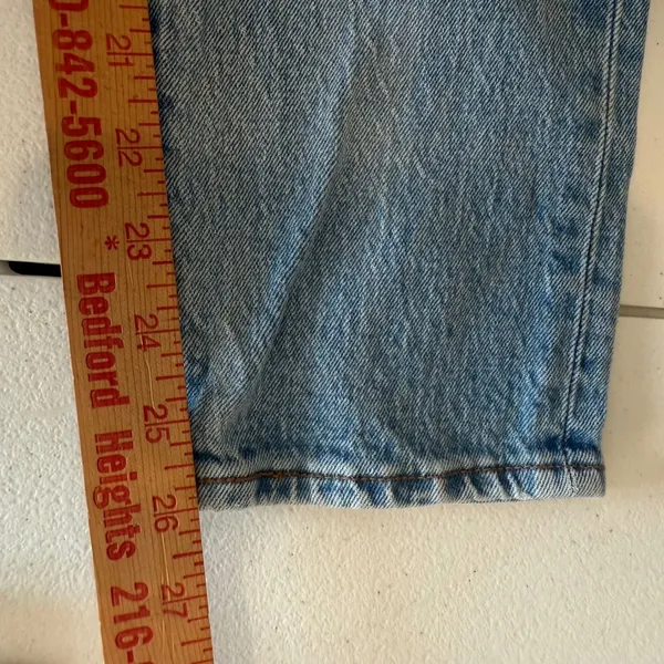 Levi's Premium Wedgie Fit Jeans Women's Size‎ 28 Button Fly High Rise Light Wash - Image 9