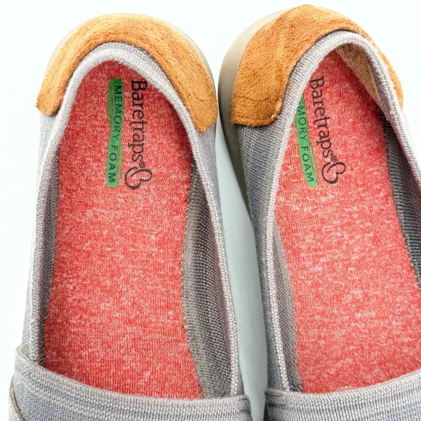 Baretraps Womens Memory Foam Slip On Shoes Gray Textile Suede Heel size 5 - Image 3