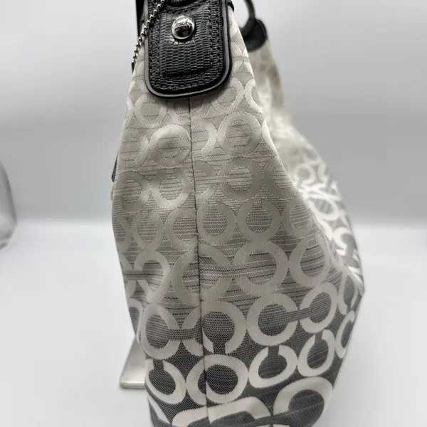 Coach Kristen Shoulder Bag Op Art Ombre Gray Fabric and Leather Purse 16793 - Image 4