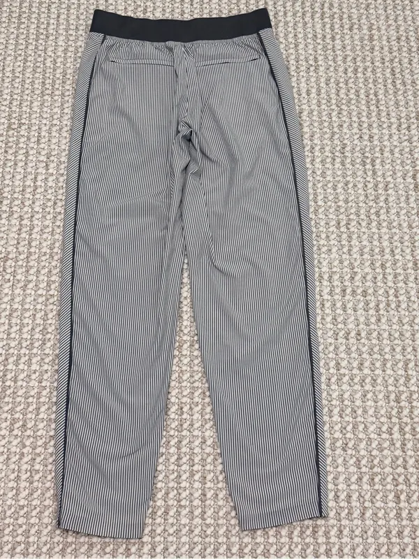 ATHLETA Brooklyn Textured Ankle Pant Size 4 City Stripe - Image 3