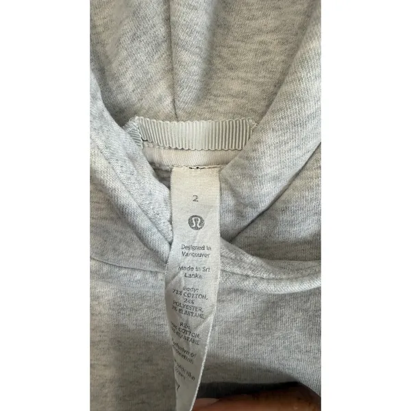 Lululemon Pullover Hoodie Heathered Core Ultra Light Grey Cropped Size 2 - Image 4