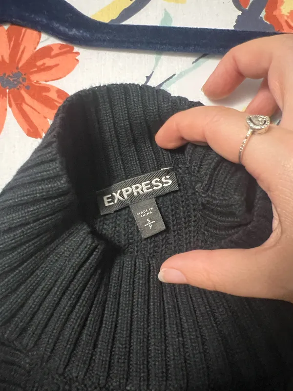 Express Sweater - Image 2