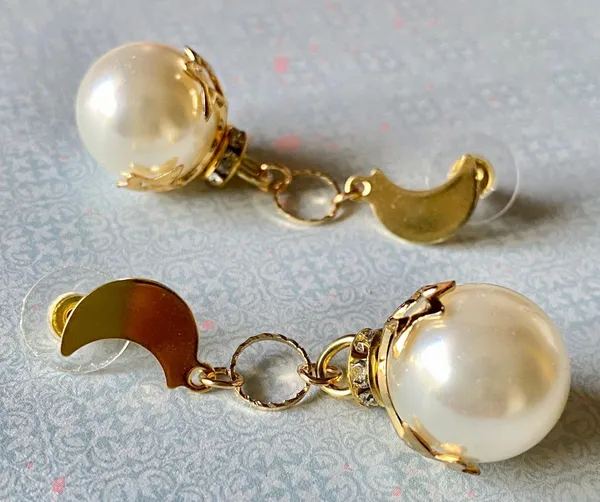 Kawaii star pearl & stainless gold moon dangle earrings 🌙🌠⭐️🌀💓 - Image 2