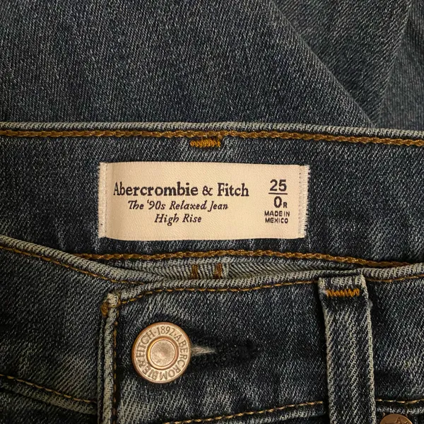 Abercrombie Jeans Relaxed 90s High-Rise - Image 3